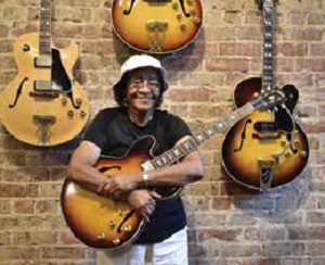 beverly-guitar-watkins-at-songbirds