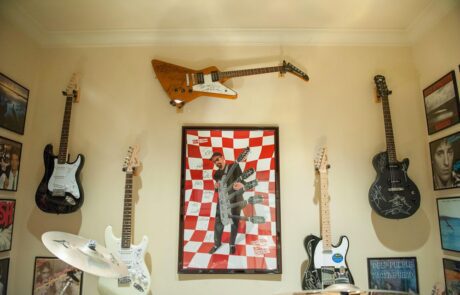 INTERESTING SPACES: Scott Hamilton's Drum Room